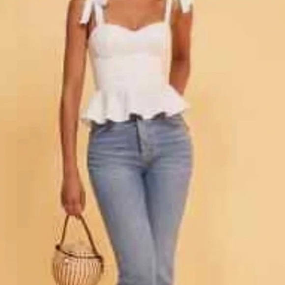 Reformation Kassie Linen Blouse in White 0 XS - Picture 3 of 6